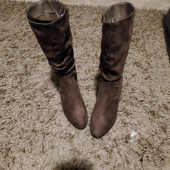 Womens boots - Picture 6 of 7
